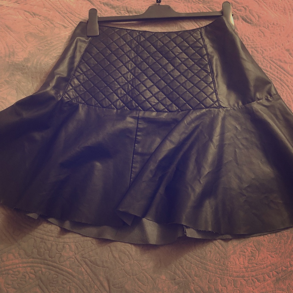 I heart Ronson black leather-like mini